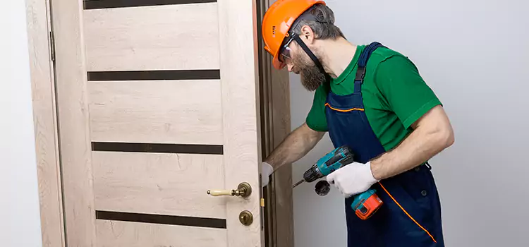 Replace Internal Door Handle with Lock Goleta